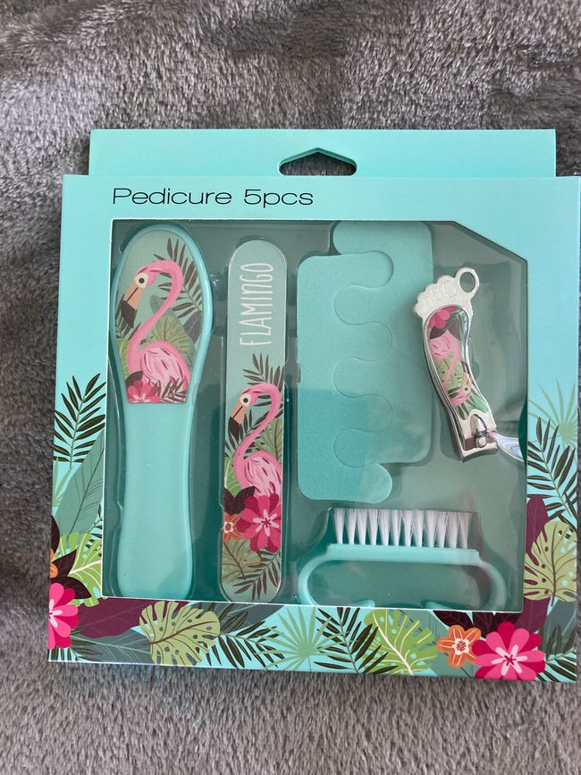 Auf der Suche nach einer einfachen Nagelbürste fanden wir nur diesen Kitsch - auch schön