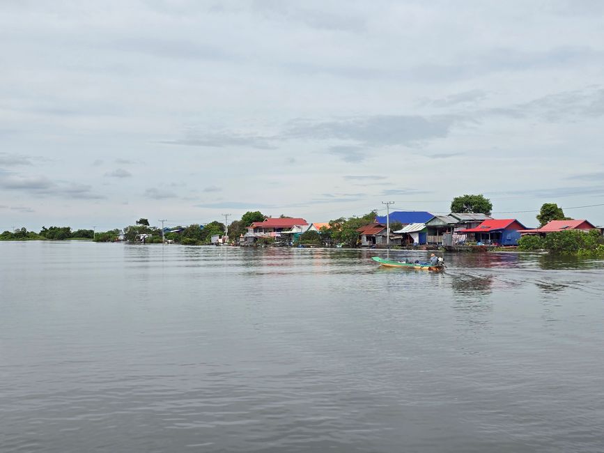 Von Siem Reap über den Tonle-Sap-See nach Battambang