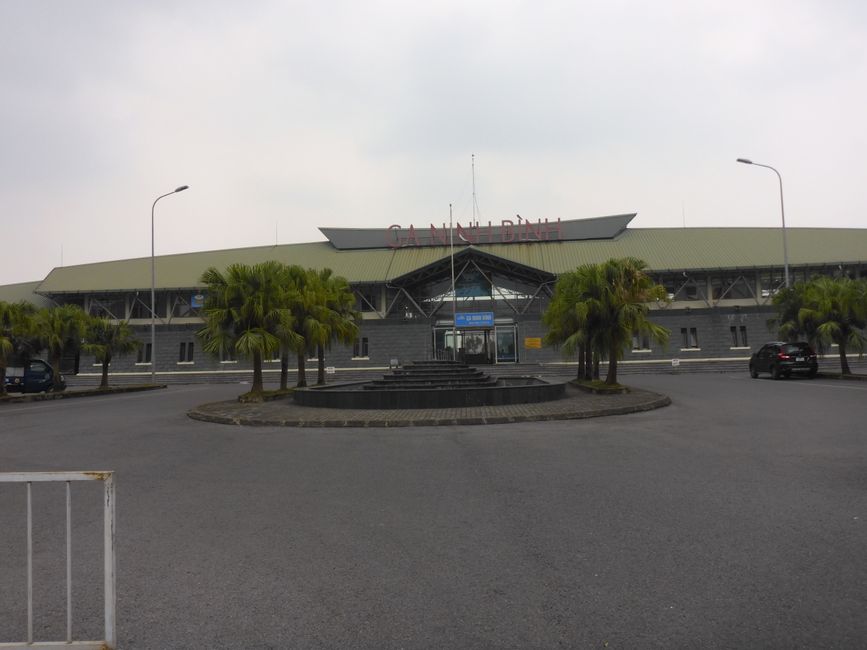 La gare calme de Ninh Binh