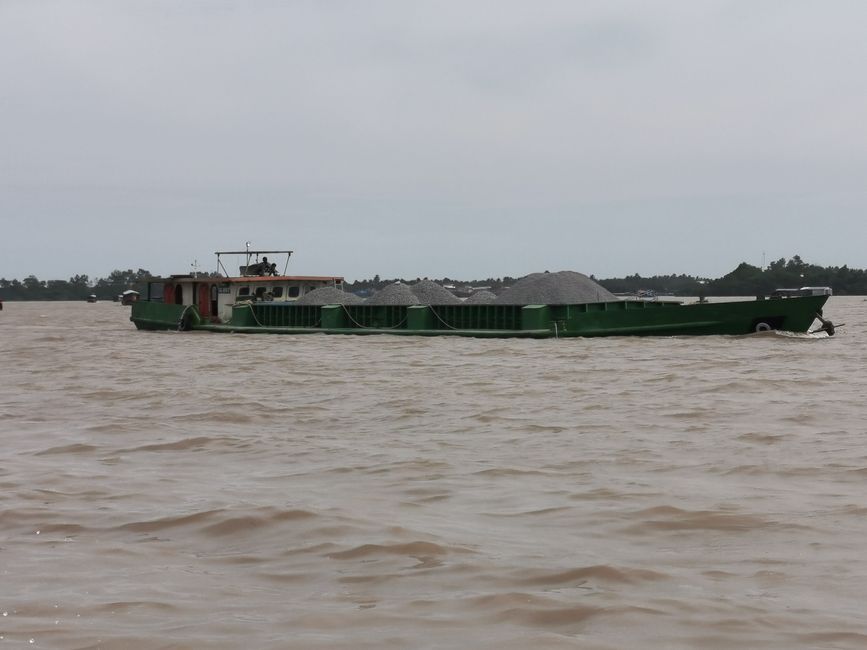 ... various transport ships ...