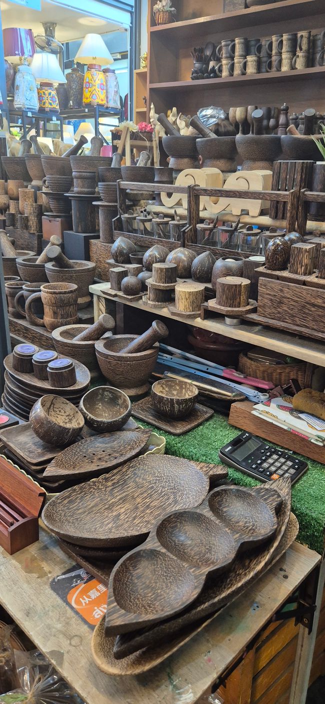 Chatuchak-Weekend-Market