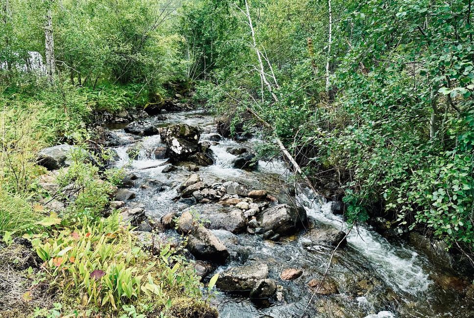 En la pista de los trolls: senderismo en Hustadvika