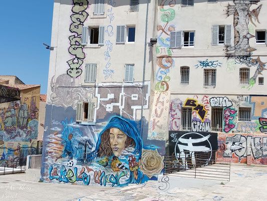 Marseille 
Hop on Hop off und zu Fuß