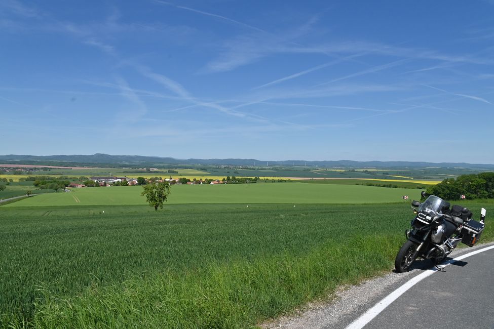 Auf nach Bayern, im Hintergrund der Harz
