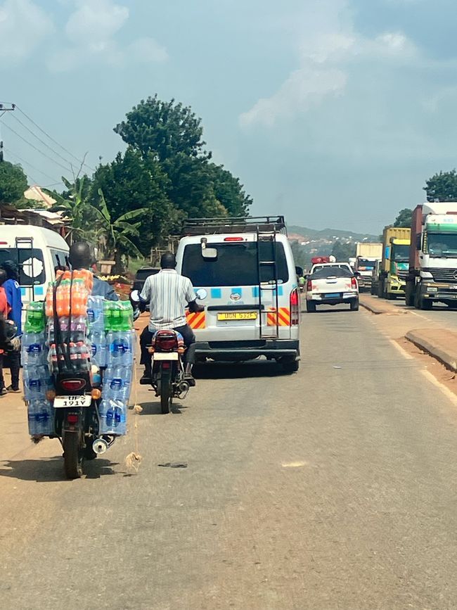 Hauptstadt Kampala und Entebbe