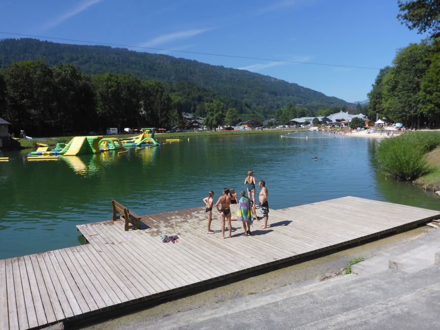 Here I could also swim: Morillon, Lac Bleu can be: 