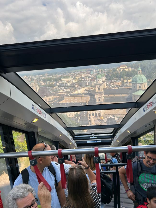 Dag 4
Idag gjorde vi Salzburg!
