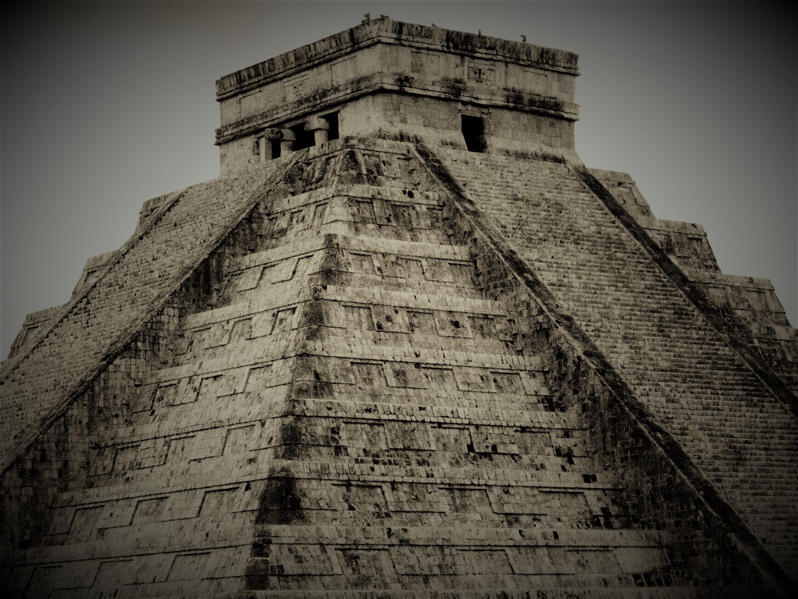 Chichén Itzá con 365 escalones