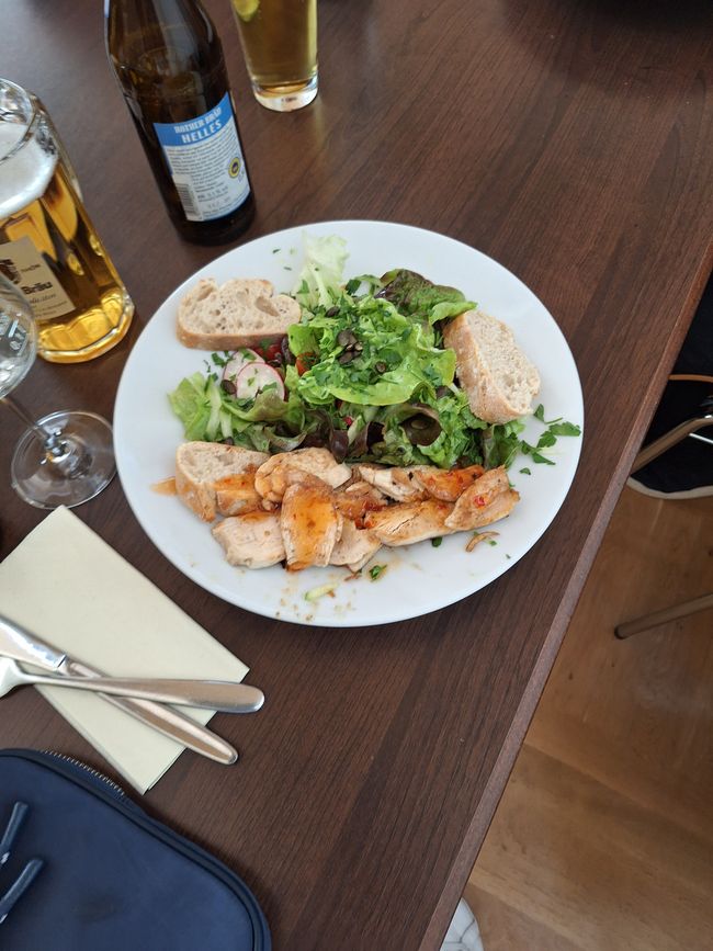 Salat mit Hähnchen