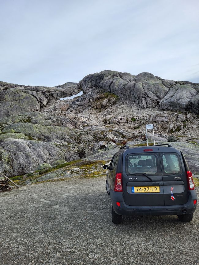 Etiqueta 11 - Bakka en Næroyfjorden sobre Vossevangen y Viking Valley en Gudvangen