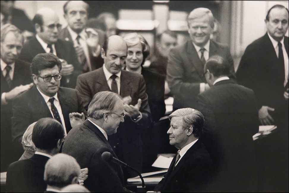 Gegen Helmut Schmidt in der Ränkeschmiede