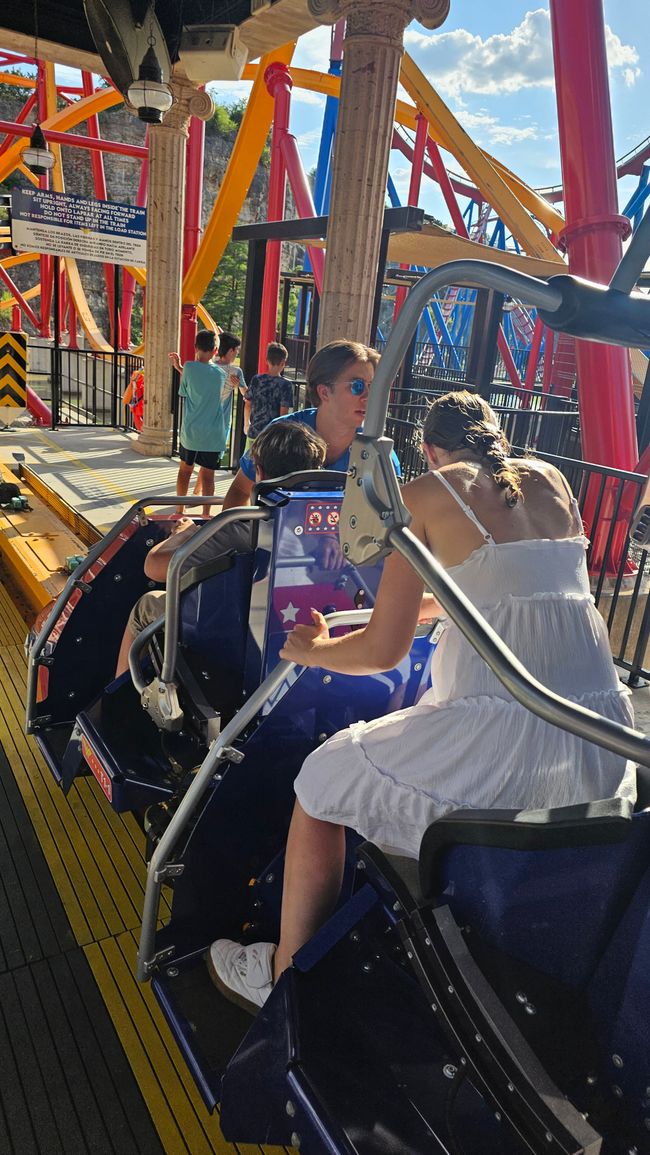 Six Flags Fiesta Texas e Wasserpark