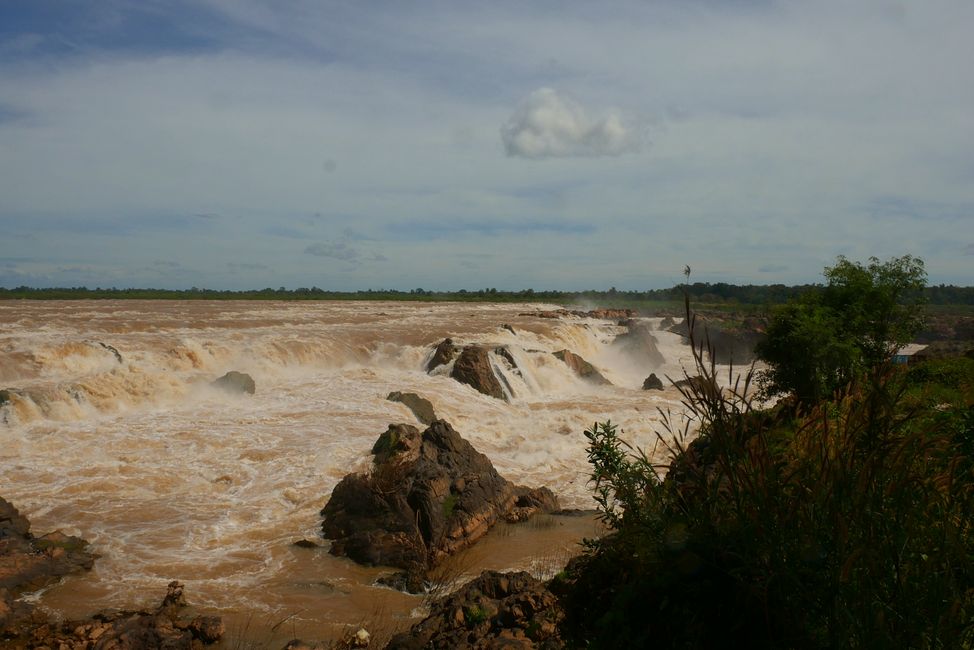 Mekong Waterfalls Sopheakmit
