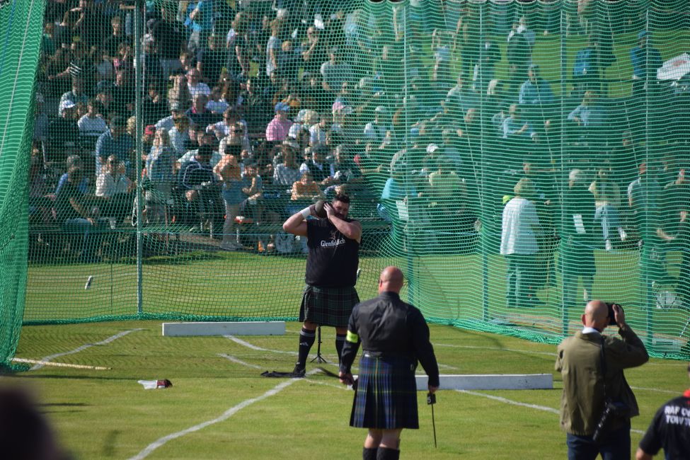 Strong Men, Pipes and Drums