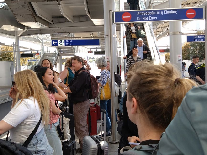 Tag 1: Ankunft in Athen und Abendessen mit Christos Avramidis (Journalist)