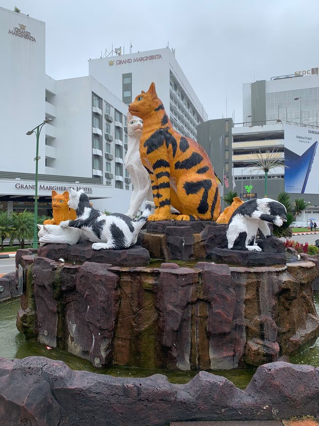 Kuching (la ville des chats)