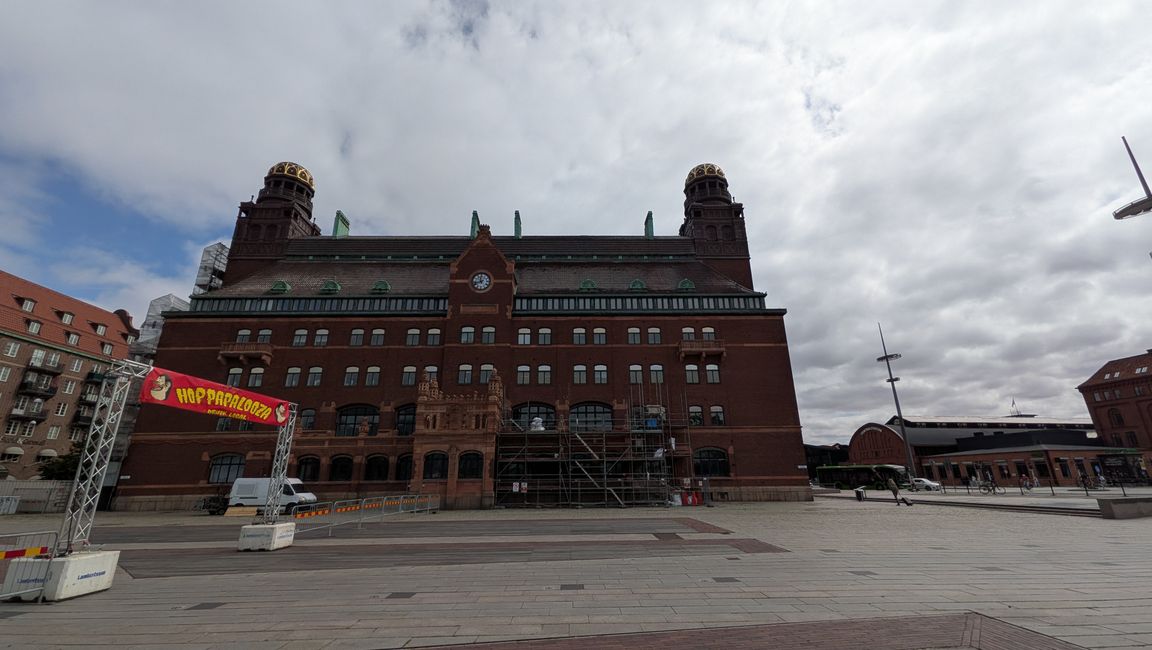 Malmö- die Stadt der alten Gebäude und eines ungewöhnlichen Museums