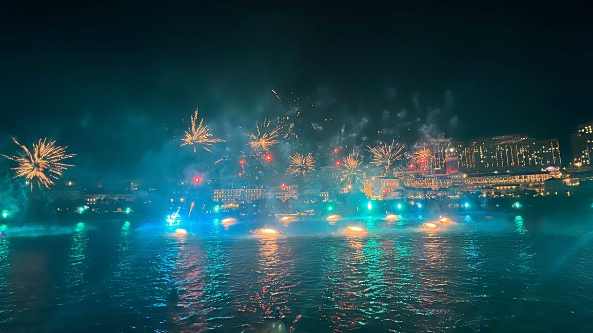 Tag 13 - Phu Quoc : Un spectacle étincelant à Sunset Town