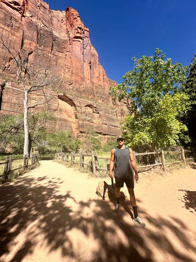 Canyon Land:Zion and  Bryce Canyon❤️