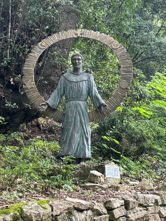 San Francesco, der im Kreis der Sonne alle Religionen vereint