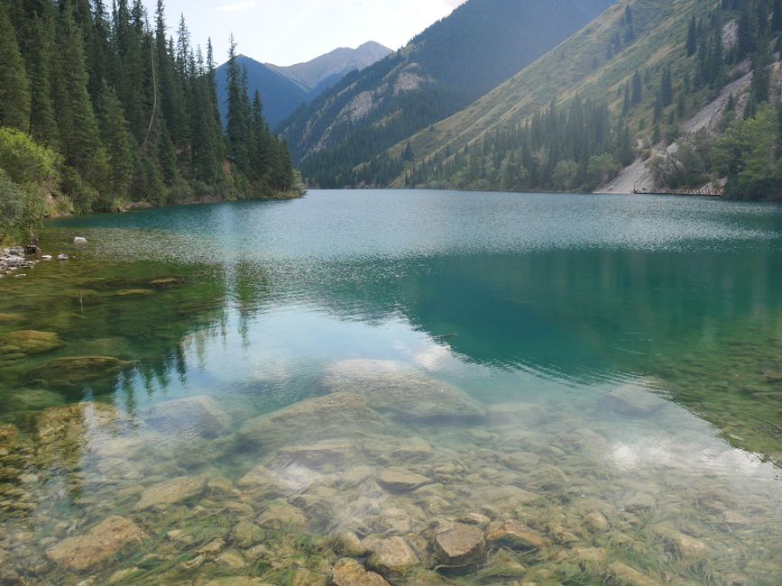 Excursión a los lagos de montaña Kaindy y Kolsai