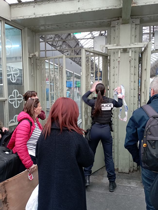 Bombendrohung am Gare de l'est