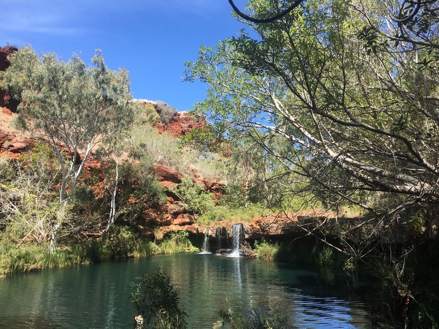 Western Australia and Ayers Rock