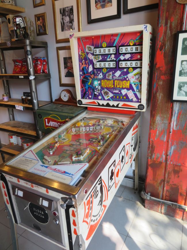 Jugar al pinball en Slice + Soda