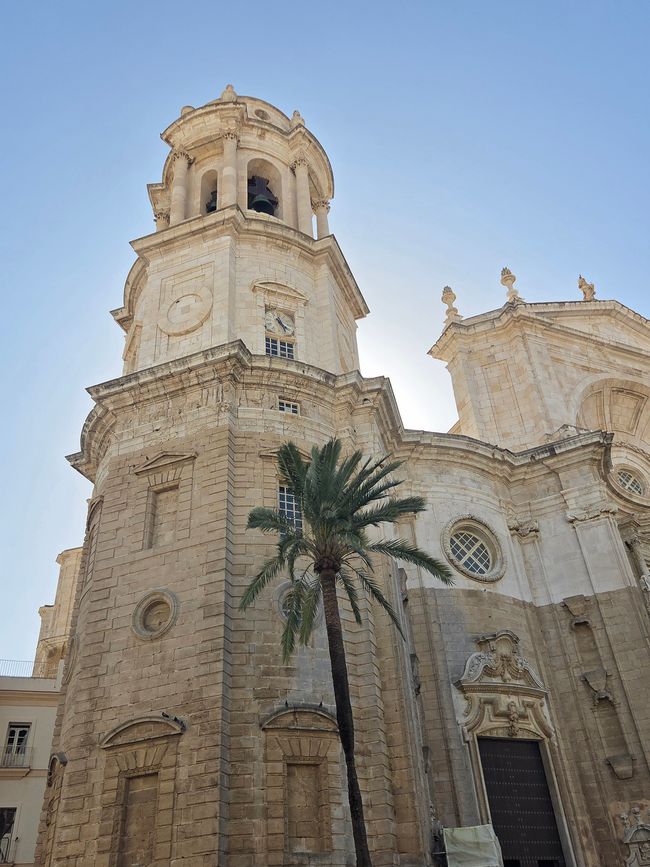 Cádiz entdecken: Wo Altstadtcharme auf sonnige Ufer trifft