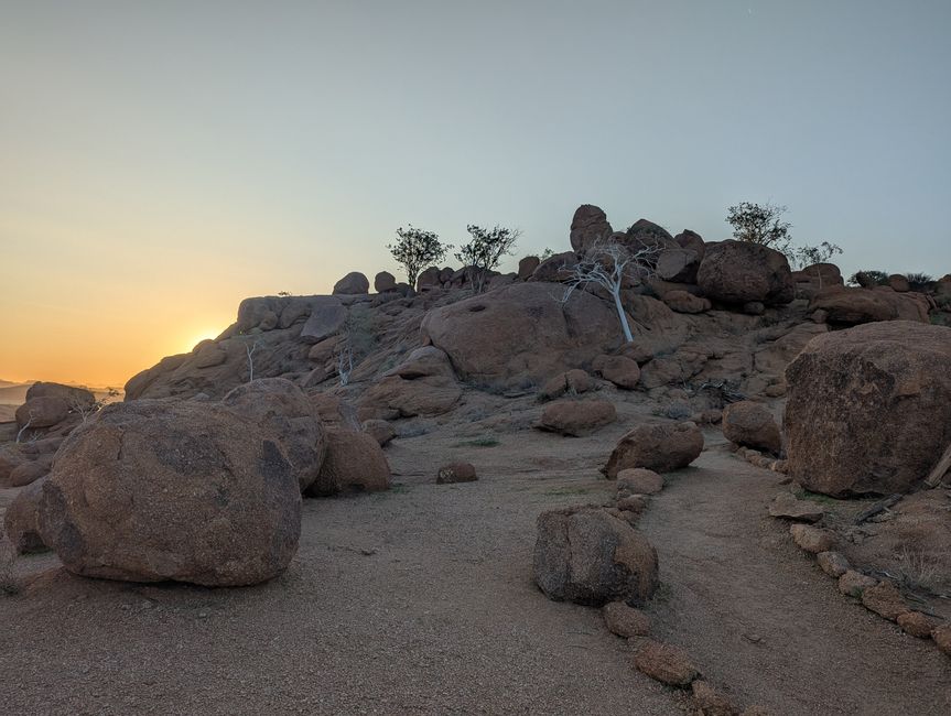 Damaraland Twyfelfontain Adventure Camp
