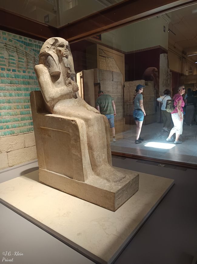 Pyramiden, Sphinx, Museum und Stadt
Tag 2