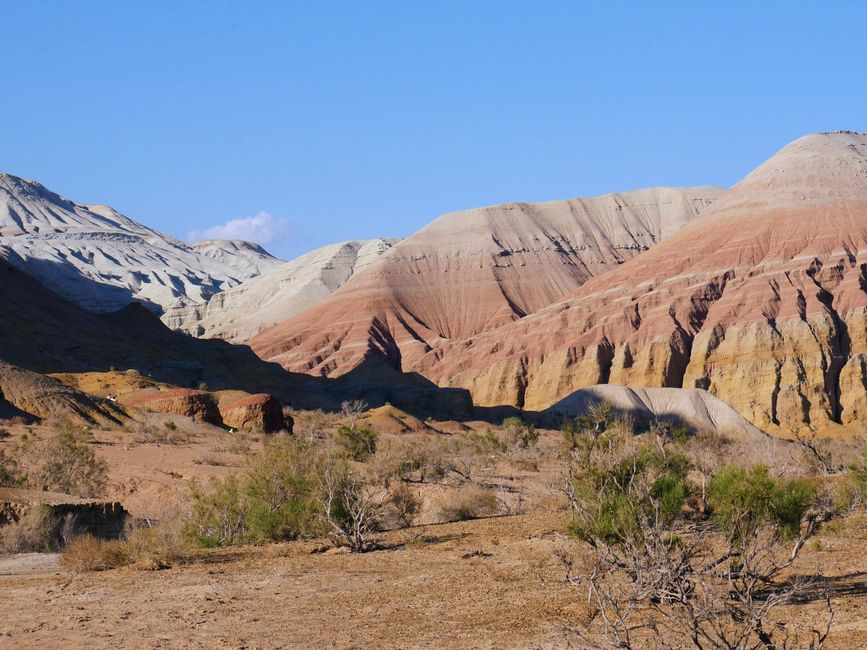 Altyn Emel Nationalpark - Tag 1 [Национальный парк Алтын-Эмель - День 1]