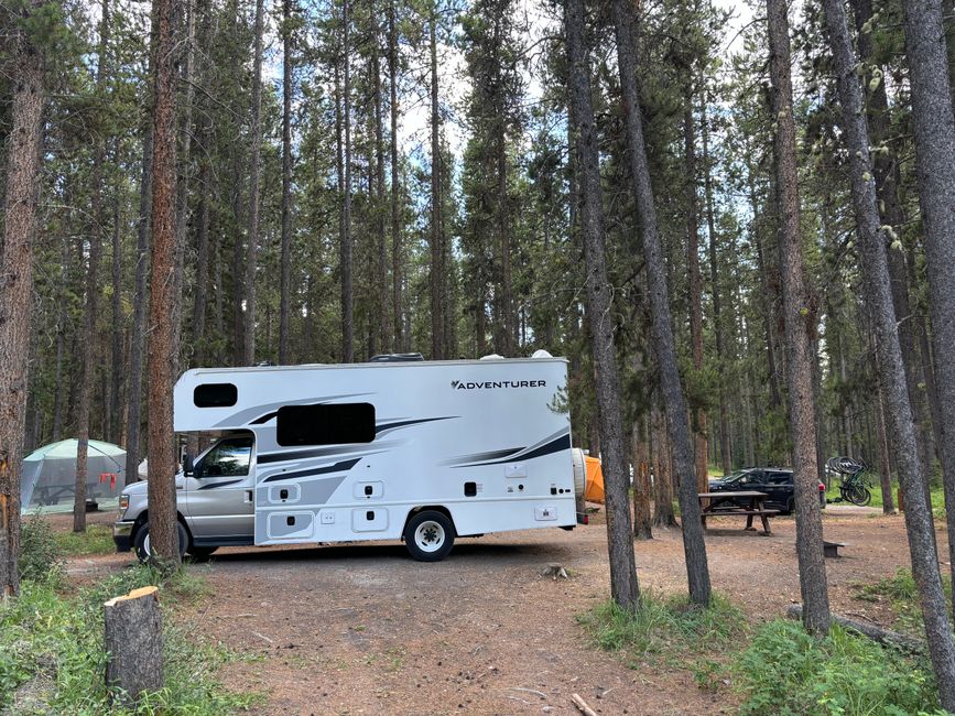 Tag 2 - Übernahme Camper und ab nach Banff