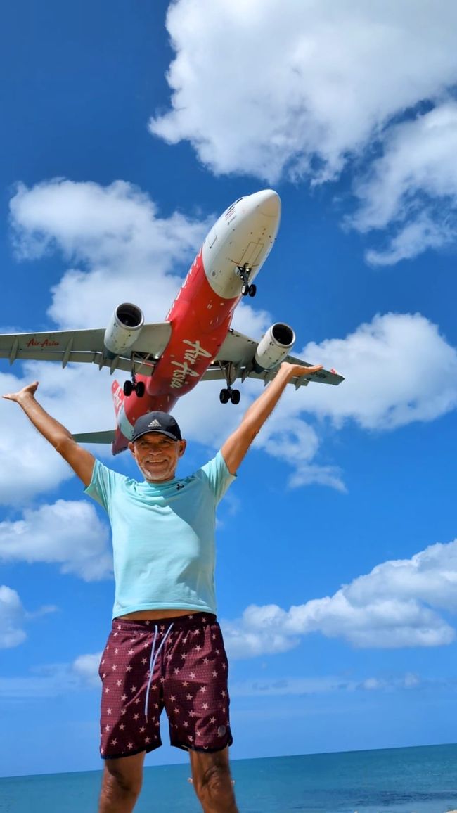 Flugzeuge im Bauch – mal anders gedeutet