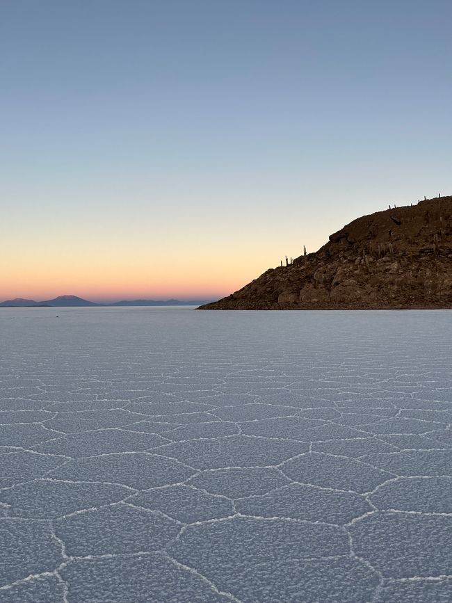 Sonnenaufgang auf dem Salar de Uyuni