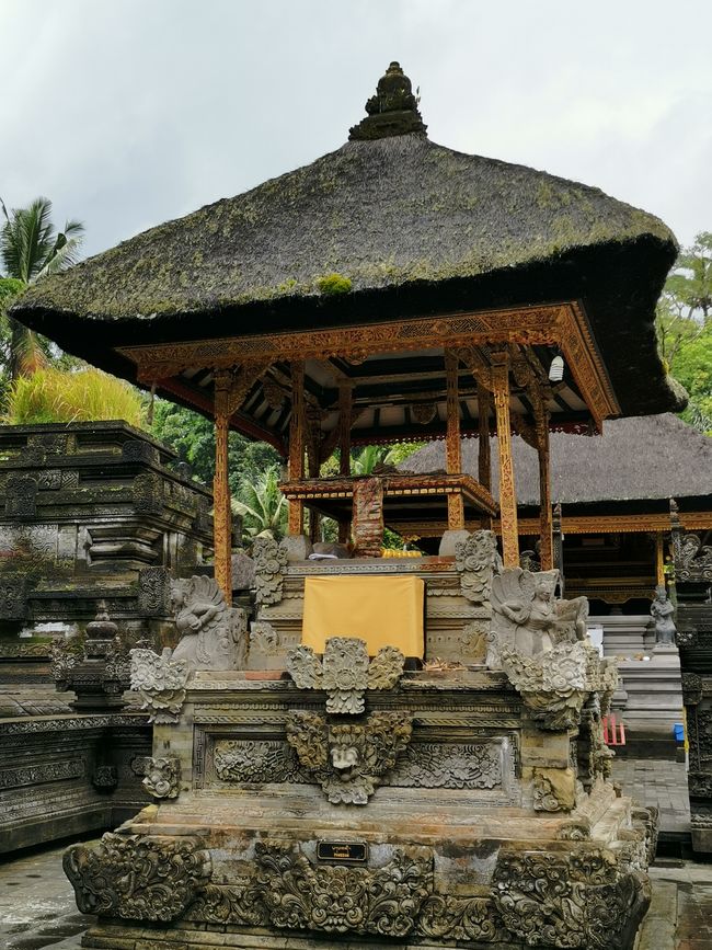 Bali - Reisfelder und Surfhotspot