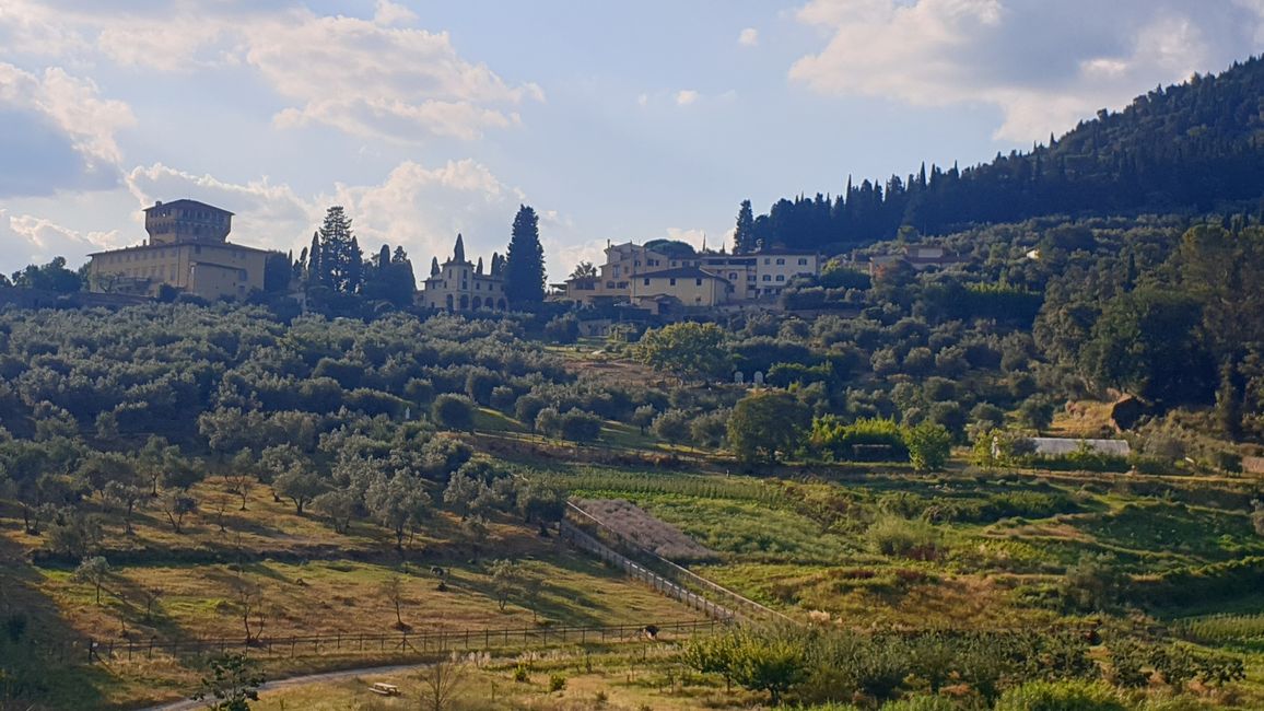 Fattoria and botanical garden