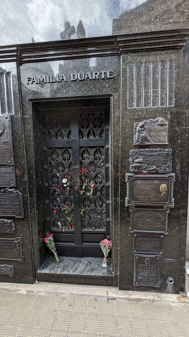 Hop On Hop Off - 2. Tag: Recoleta, San Telmo & La Boca