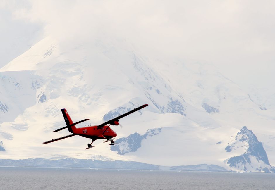 Un avion de sauvetage