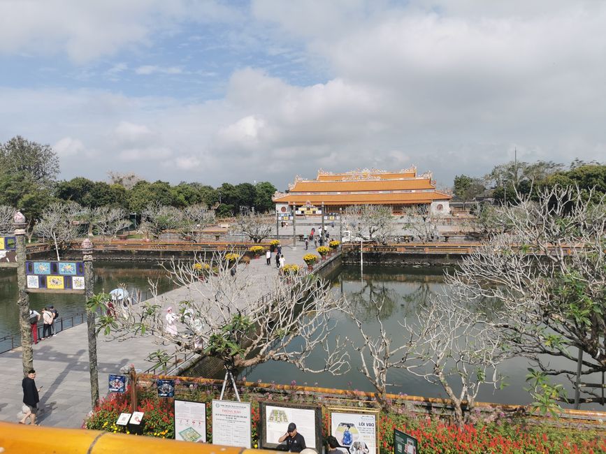 Recorrido por la antigua ciudad imperial de Hue