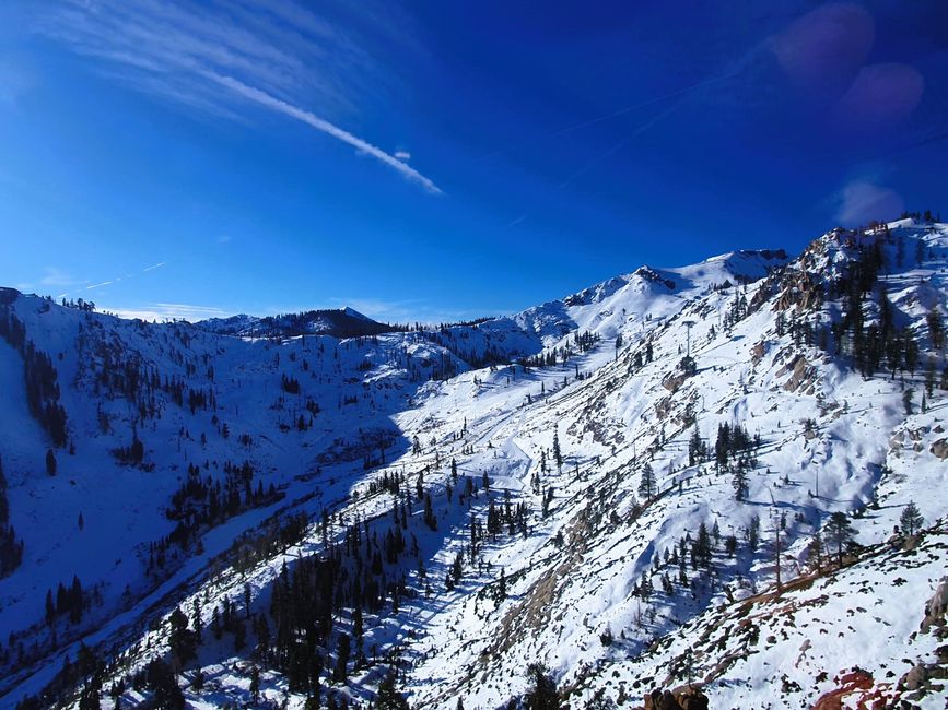 Palisades Tahoe Ski Resort