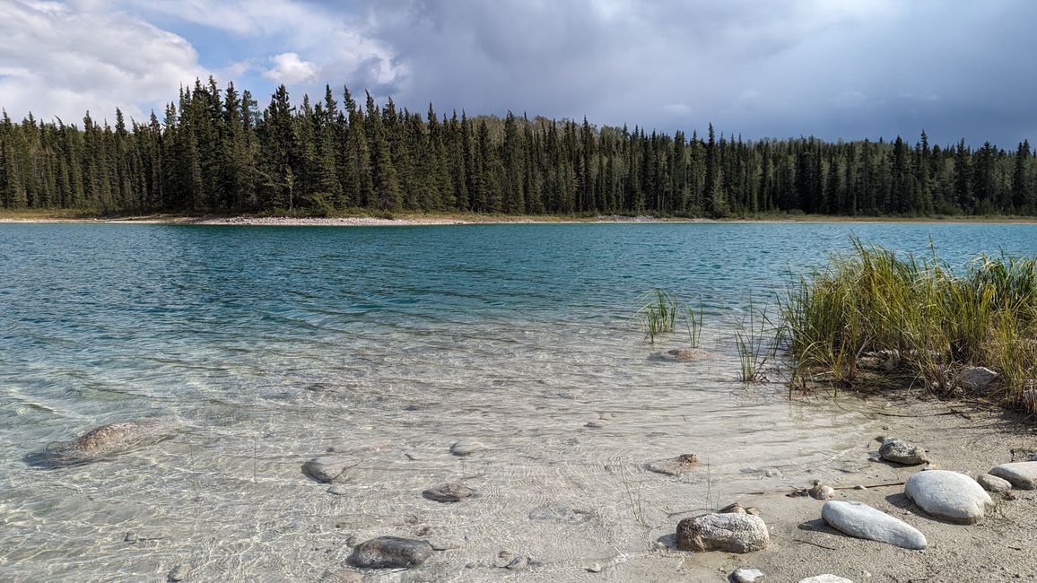 Boya Lake Campground