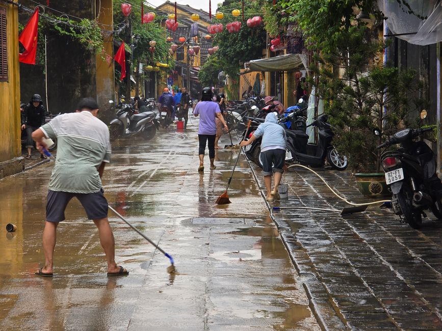 Hoi An - les travaux de nettoyage ont commencé