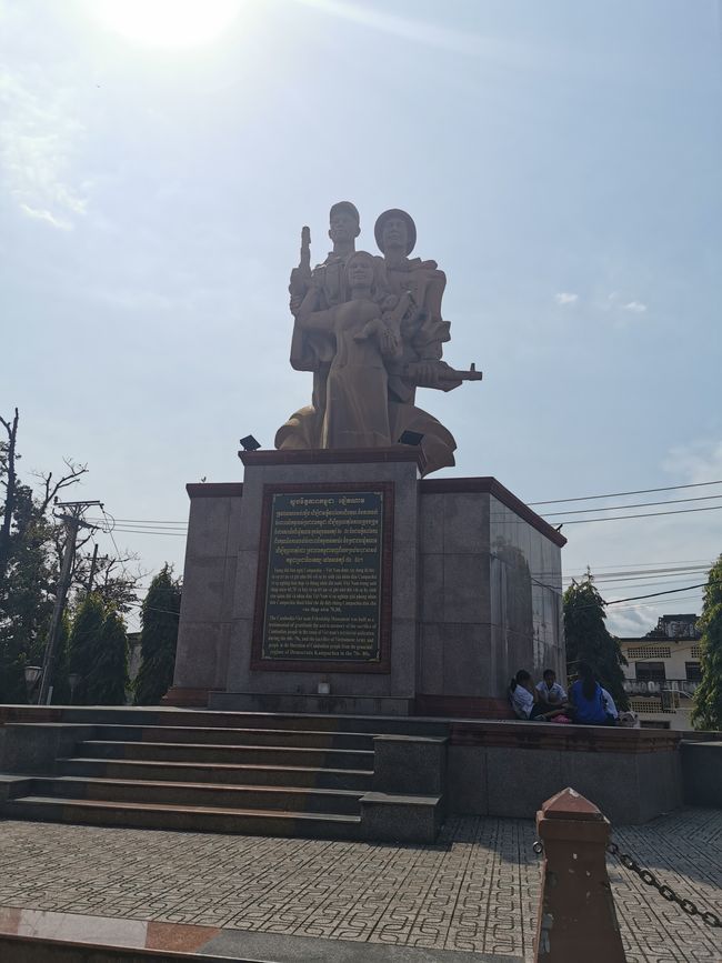 ... monument de l'amitié....