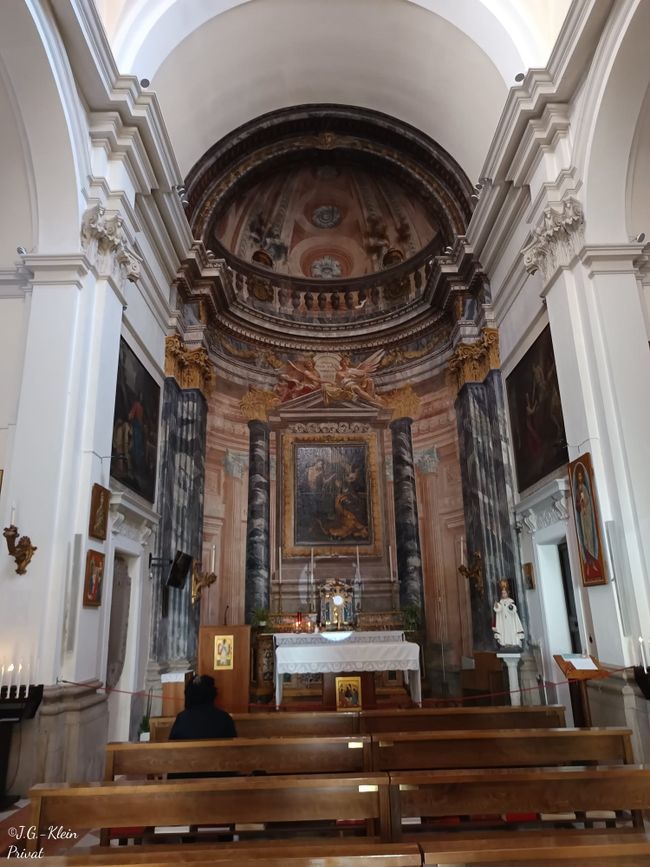 Interior de la iglesia de Santa María Magdalena