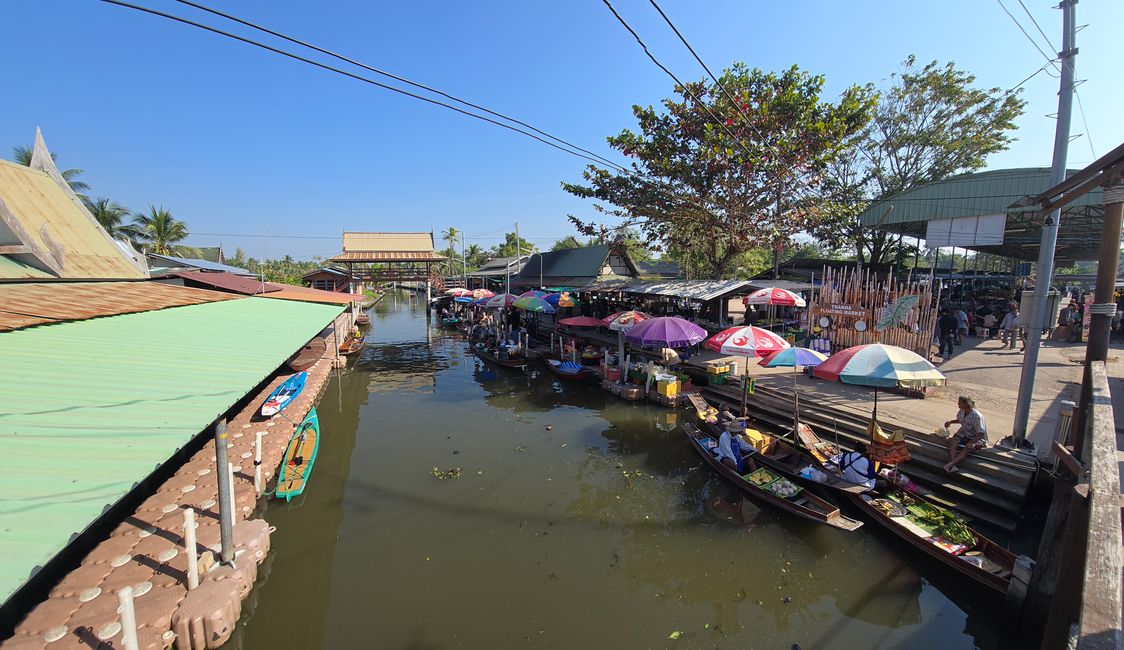 Amphawa!