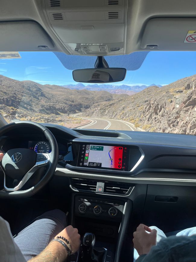 Con el auto a través del desierto de Atacama 