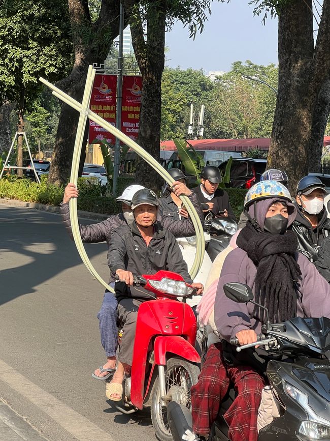 Hanoi-Tag 2: Überfüllte Läden, eine schwierige Challenge und das Abenteuer Train Street