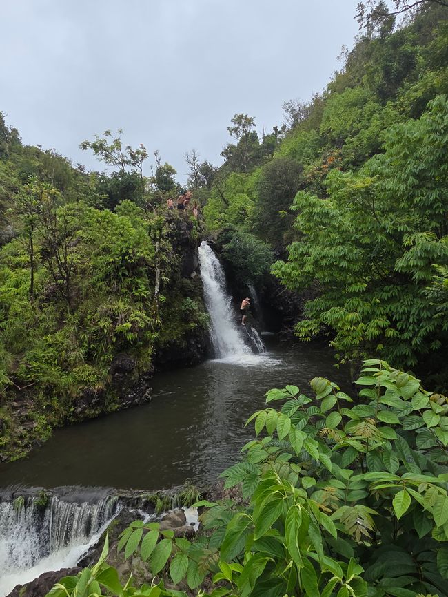 Hanawi Falls