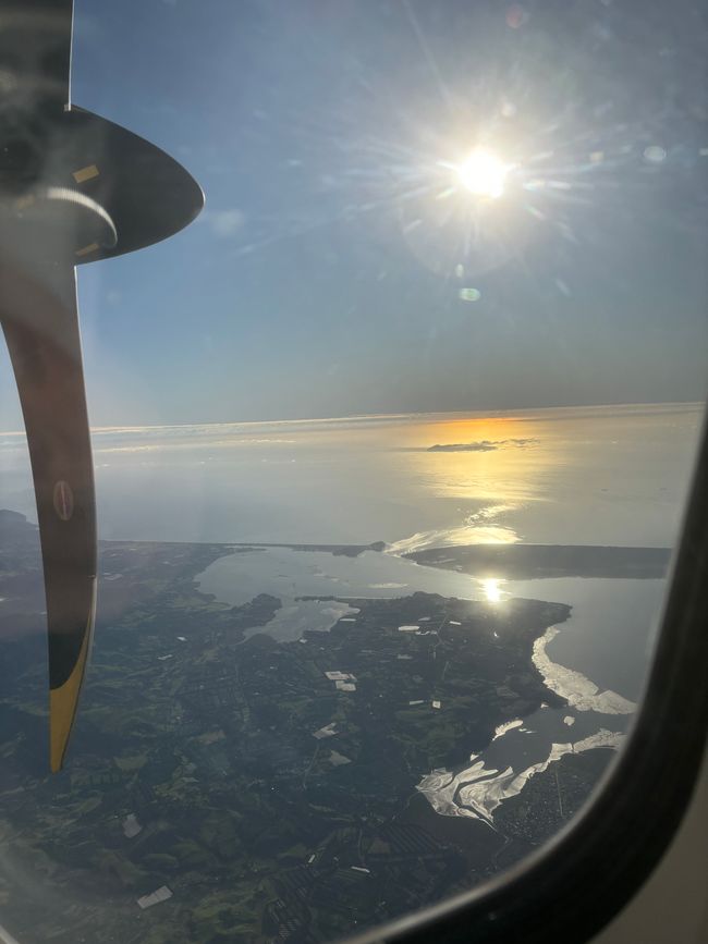 En avión propulsor hacia Tauranga